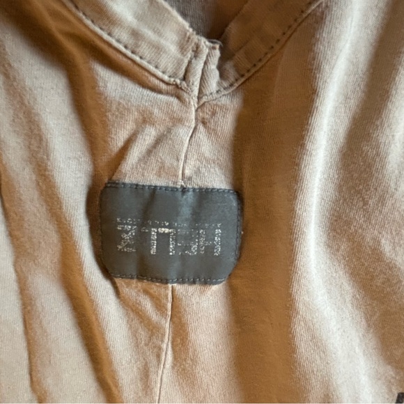 Tan Graphic T-Shirt with Black Design punk Y2K - Picture 13 of 16